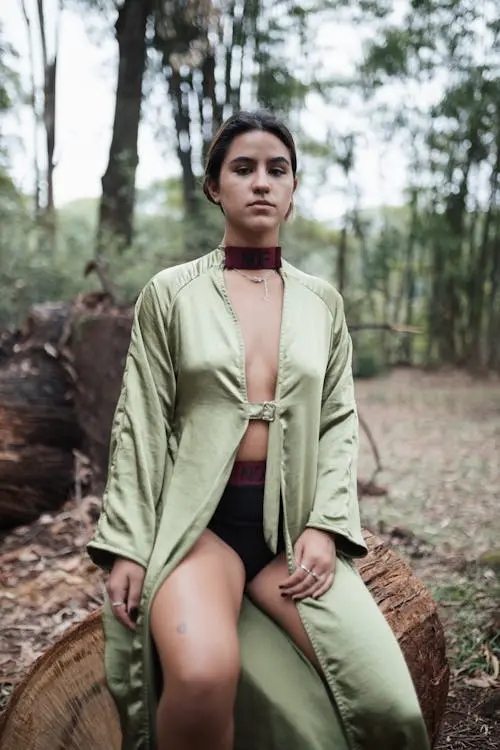 the Fuss About Ditching the Bra