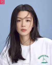 Jun Ji-hyun’s Long Layers in My Sassy Girl
