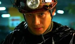 Shin Ha-kyun in Save the Green Planet!
