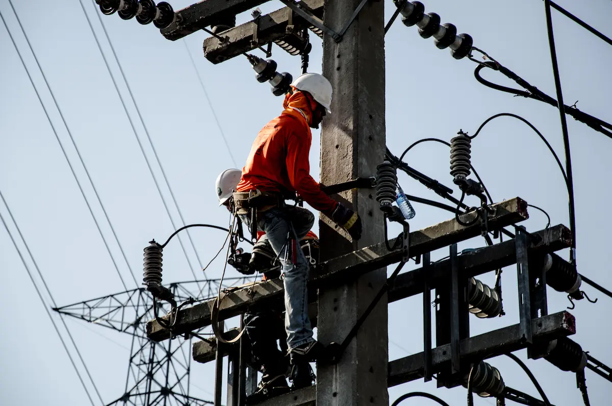 Electrical Power-Line Installers and Repairers