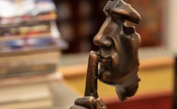 Silent communication history