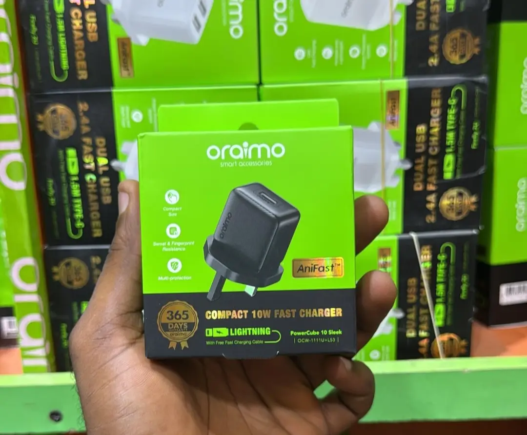 Oraimo 10W compact charger